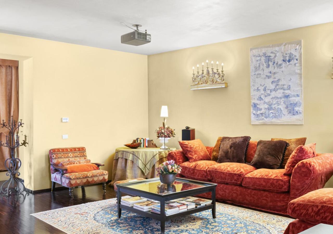 Bohemian Suite Spacious And Central Loft Bologna Bagian luar foto