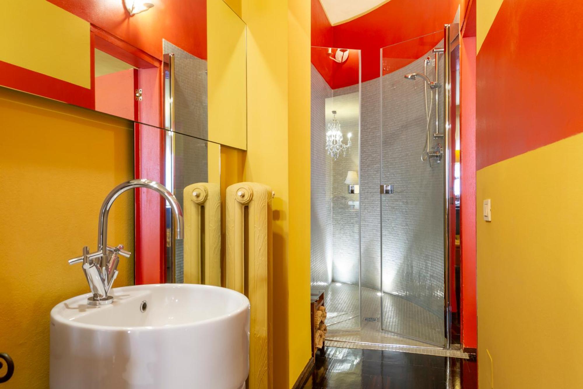 Bohemian Suite Spacious And Central Loft Bologna Bagian luar foto